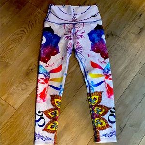 Super thick compression fabric cropped leggings